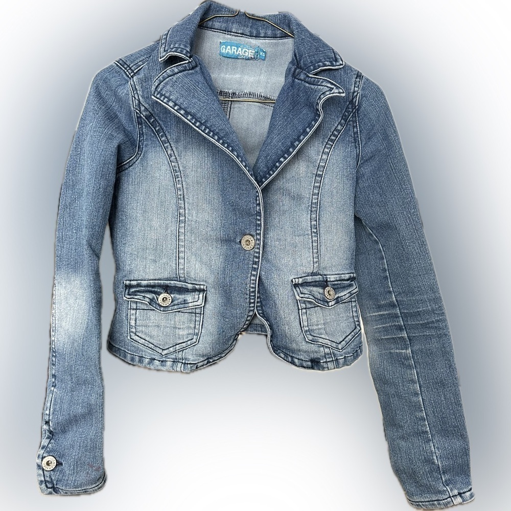 Women’s Stonewash waist length Jean Jacket by Garage size XS